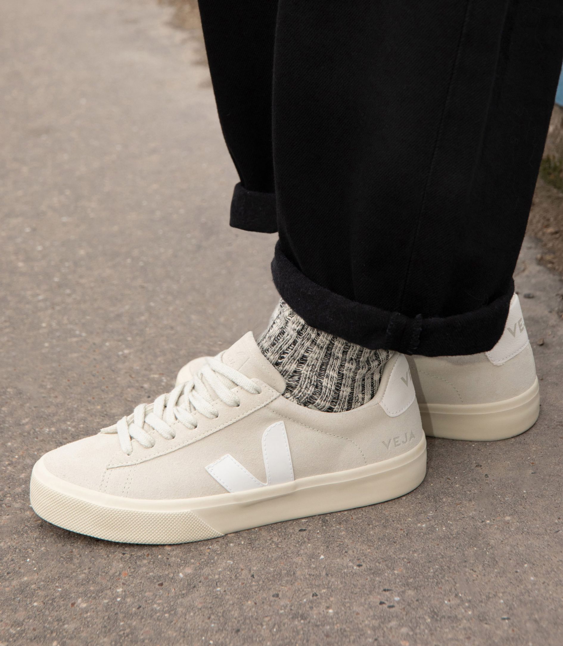 VEJA CAMPO SUEDE NATURAL WHITE | VJ24491