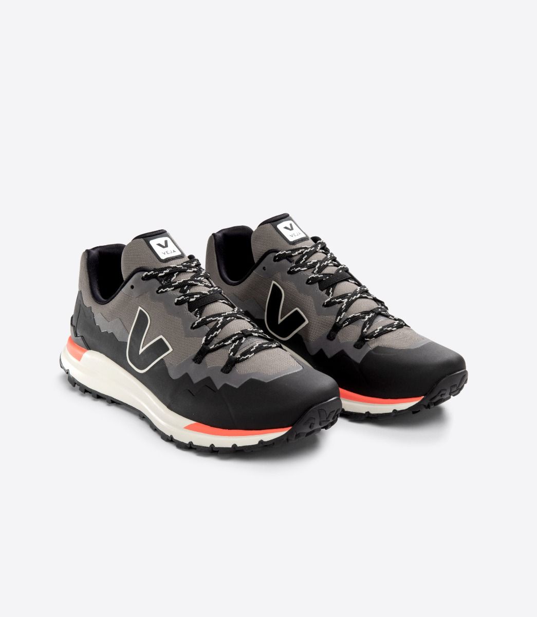 VEJA FITZ ROY TREK-SHELL BASALTE BLACK | VJ24416