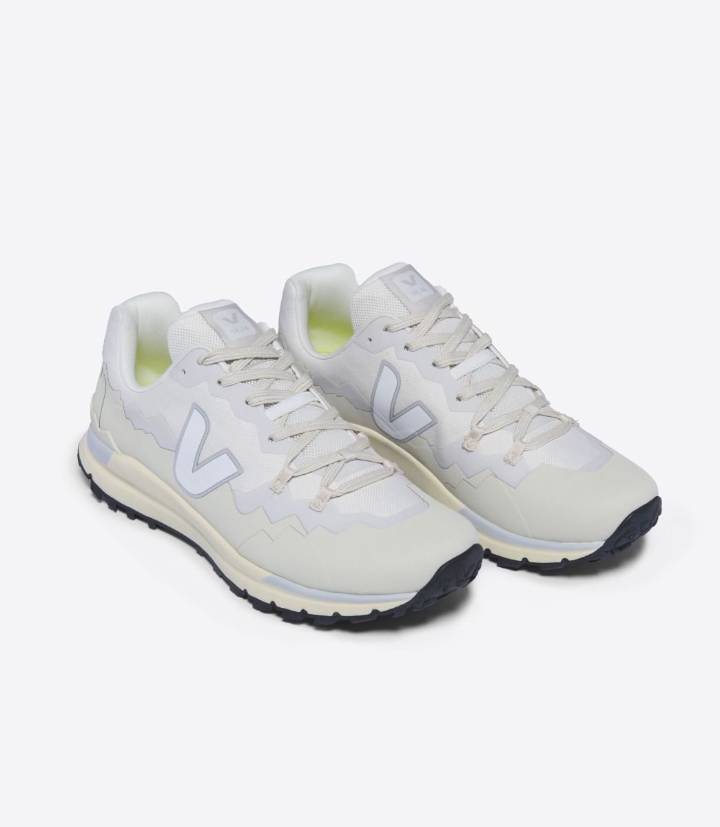 VEJA FITZ ROY TREK-SHELL GRAVEL WHITE | VJ24748