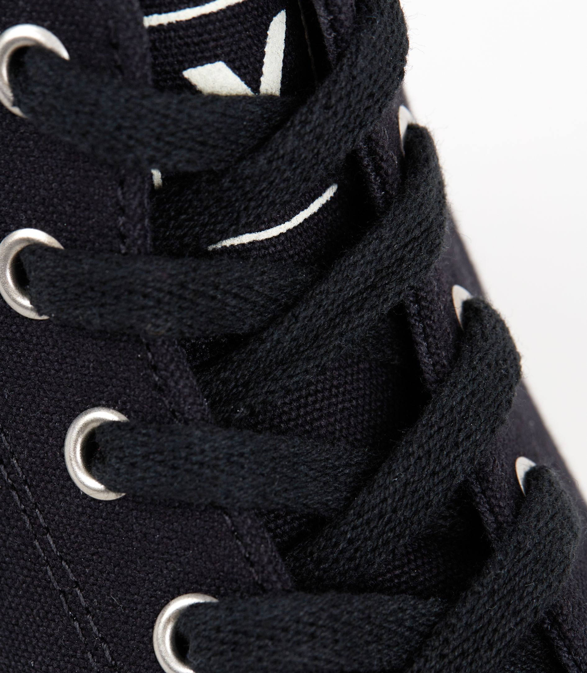 VEJA LACES ORGANIC COTTON BLACK | VJ24914