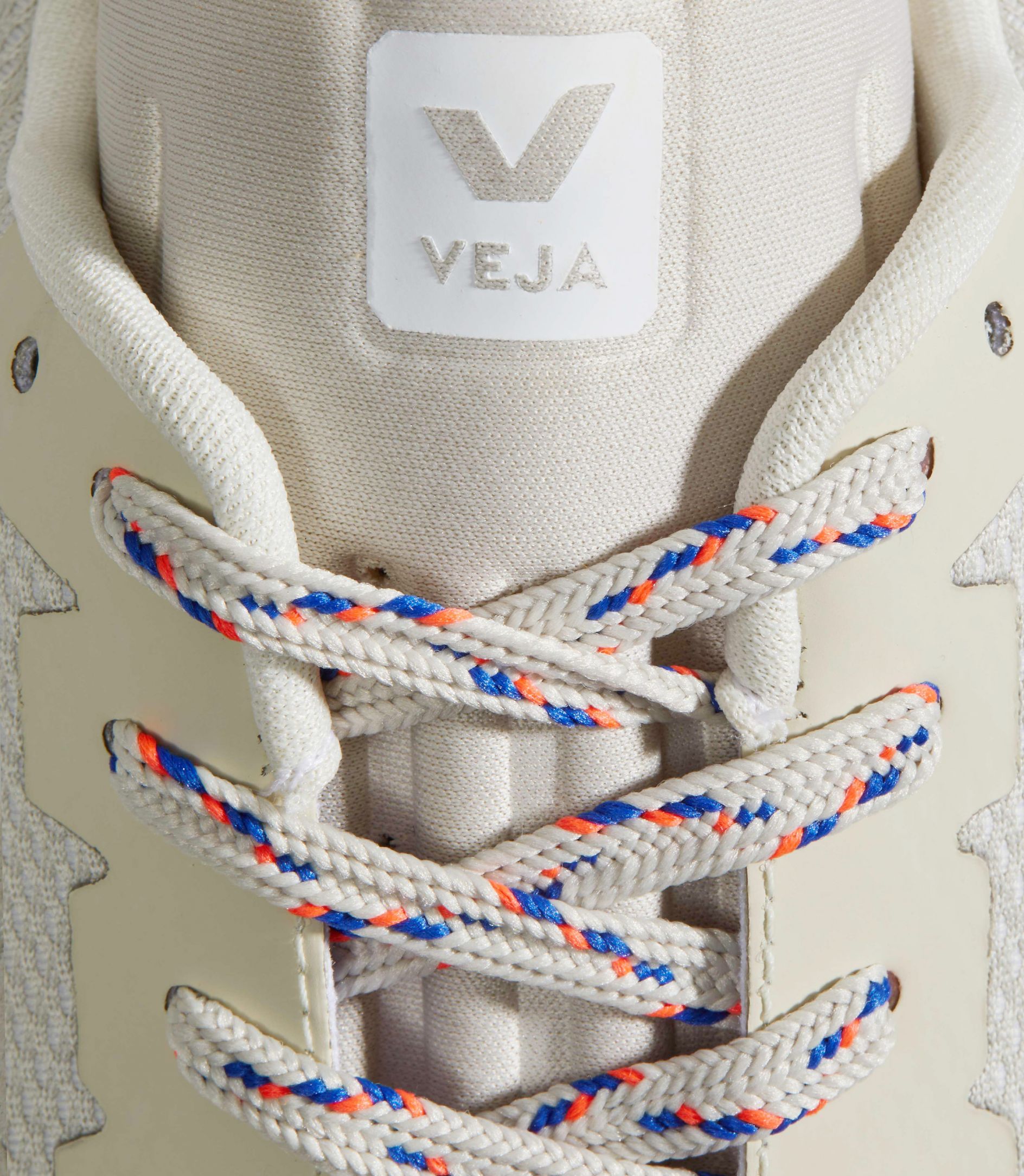 VEJA LACES PET NATURAL PAROS ORANGE FLUO | VJ24900