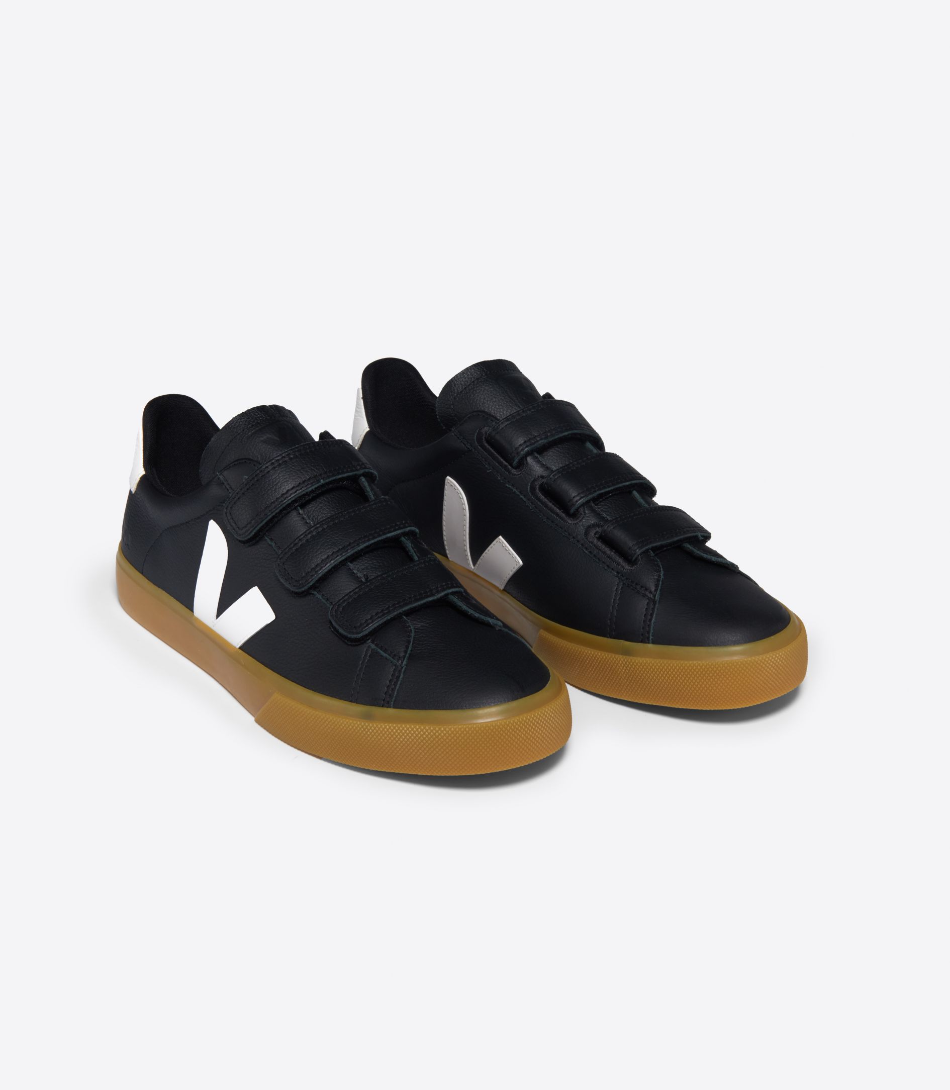 VEJA RECIFE LEATHER BLACK WHITE | VJ24353