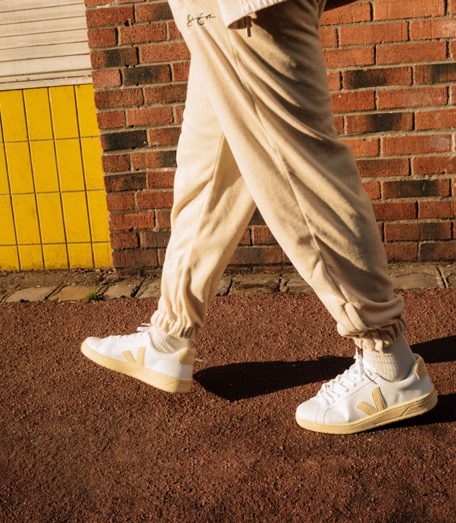 VEJA URCA CWL WHITE BUTTER | VJ24340