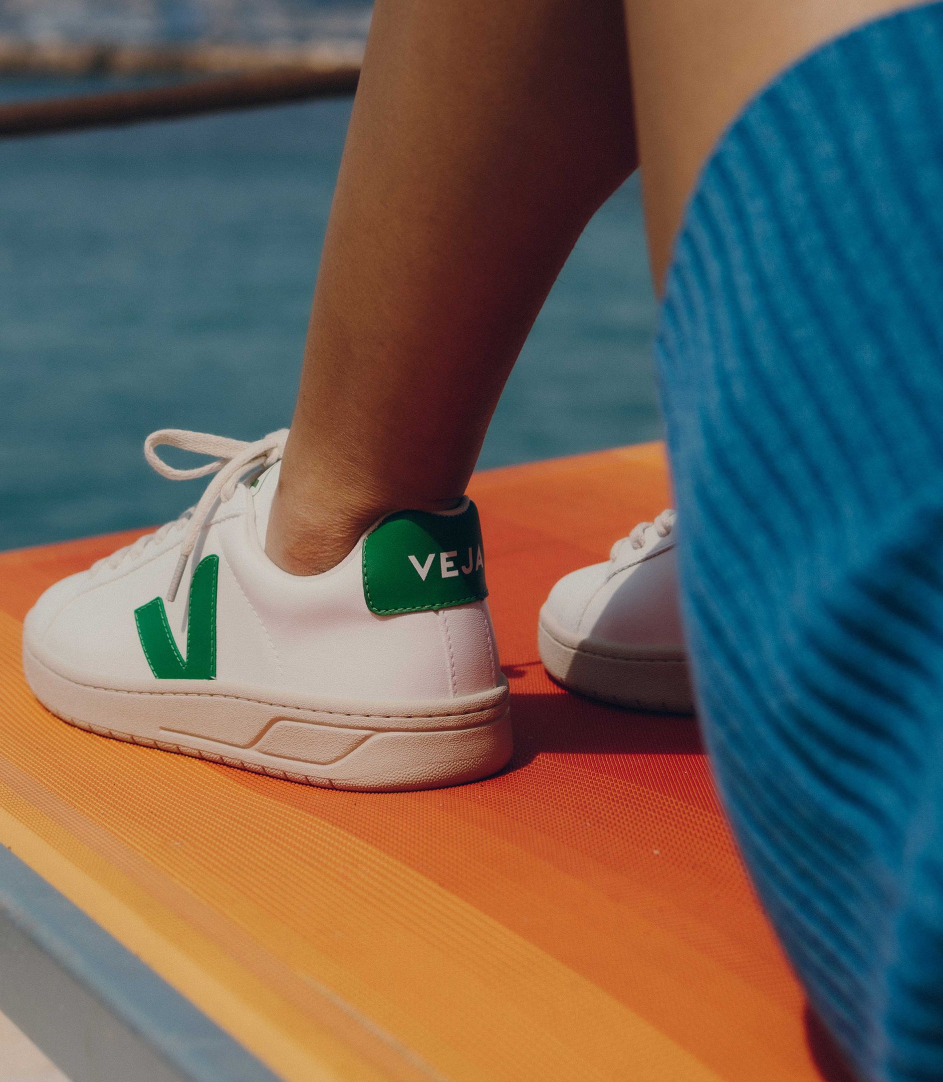 VEJA URCA CWL WHITE EMERAUDE | VJ24344