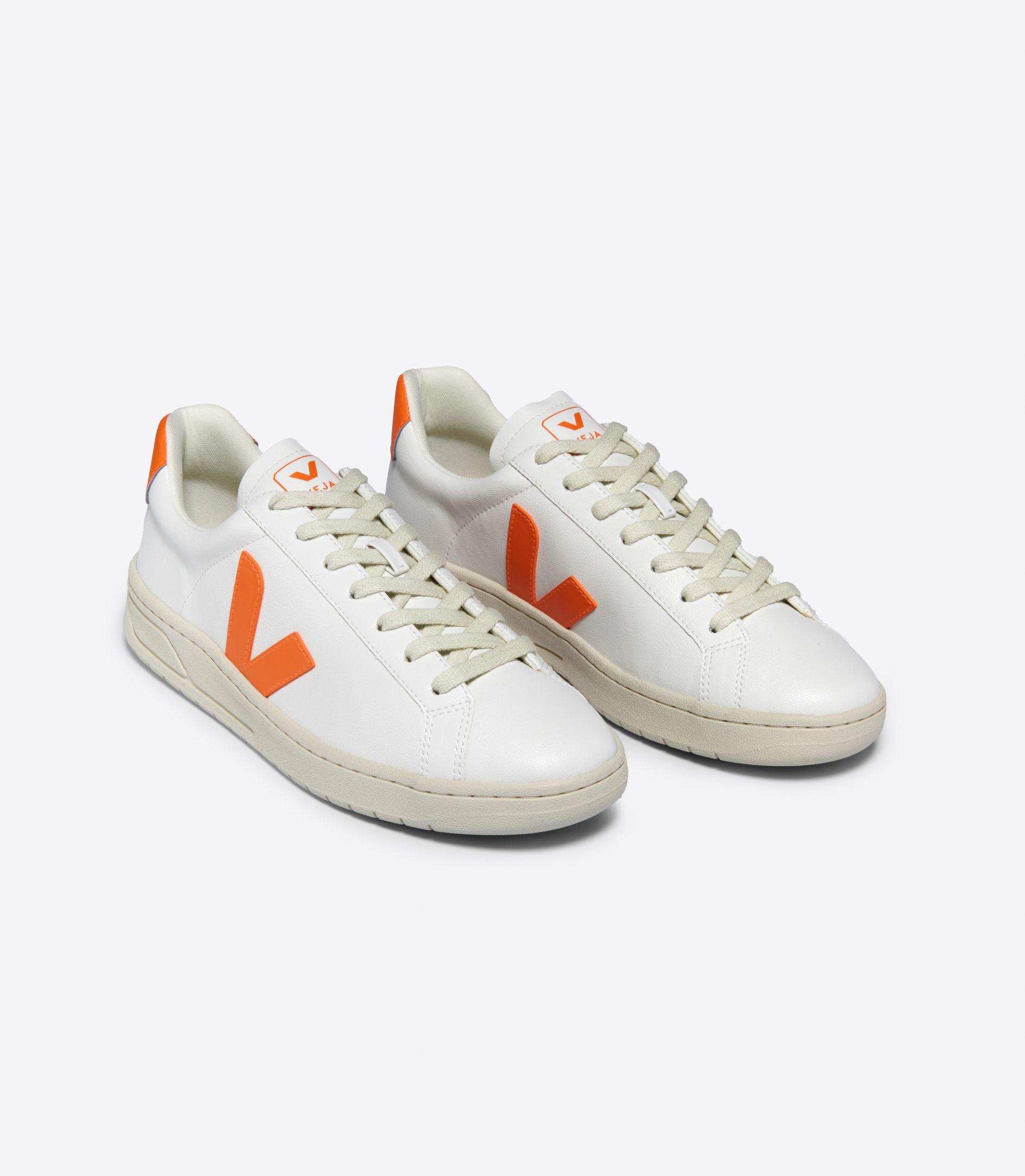 VEJA URCA CWL WHITE FURY | VJ24339