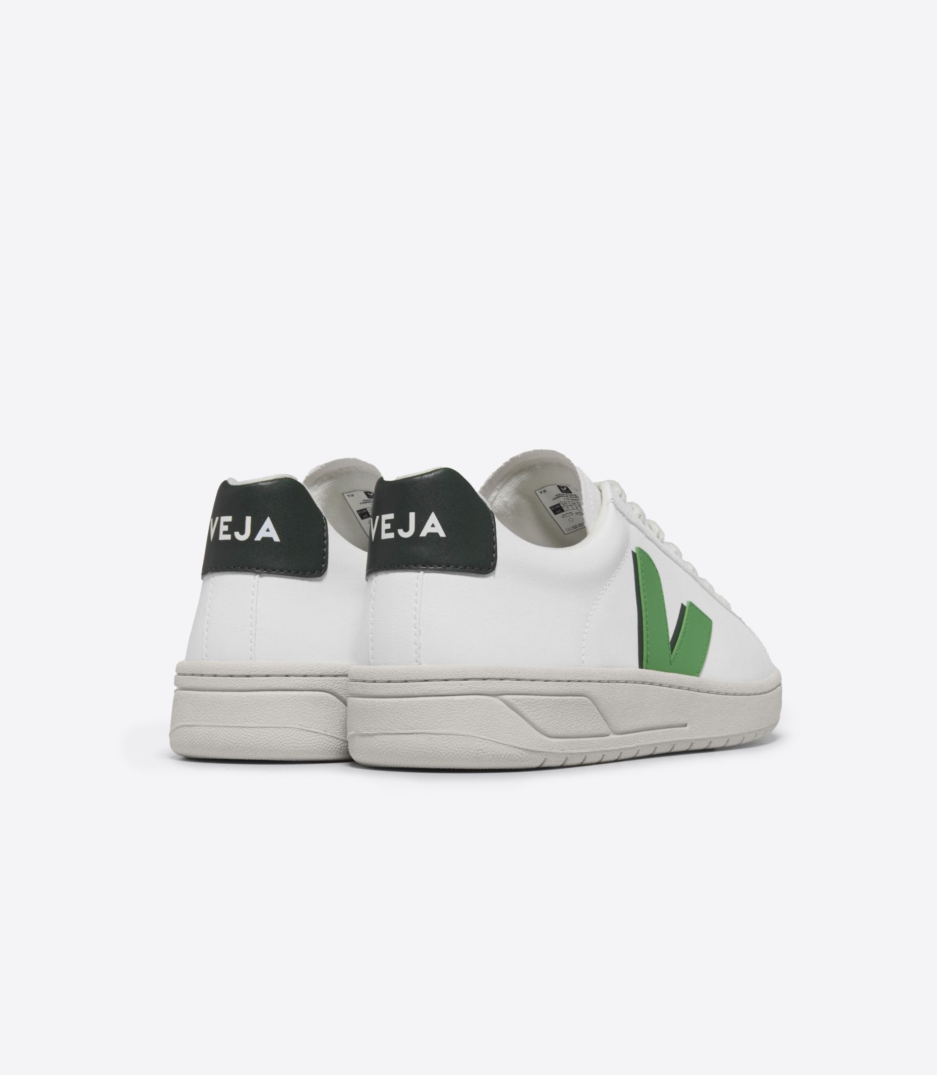 VEJA URCA CWL WHITE LEAF CYPRUS | VJ24348