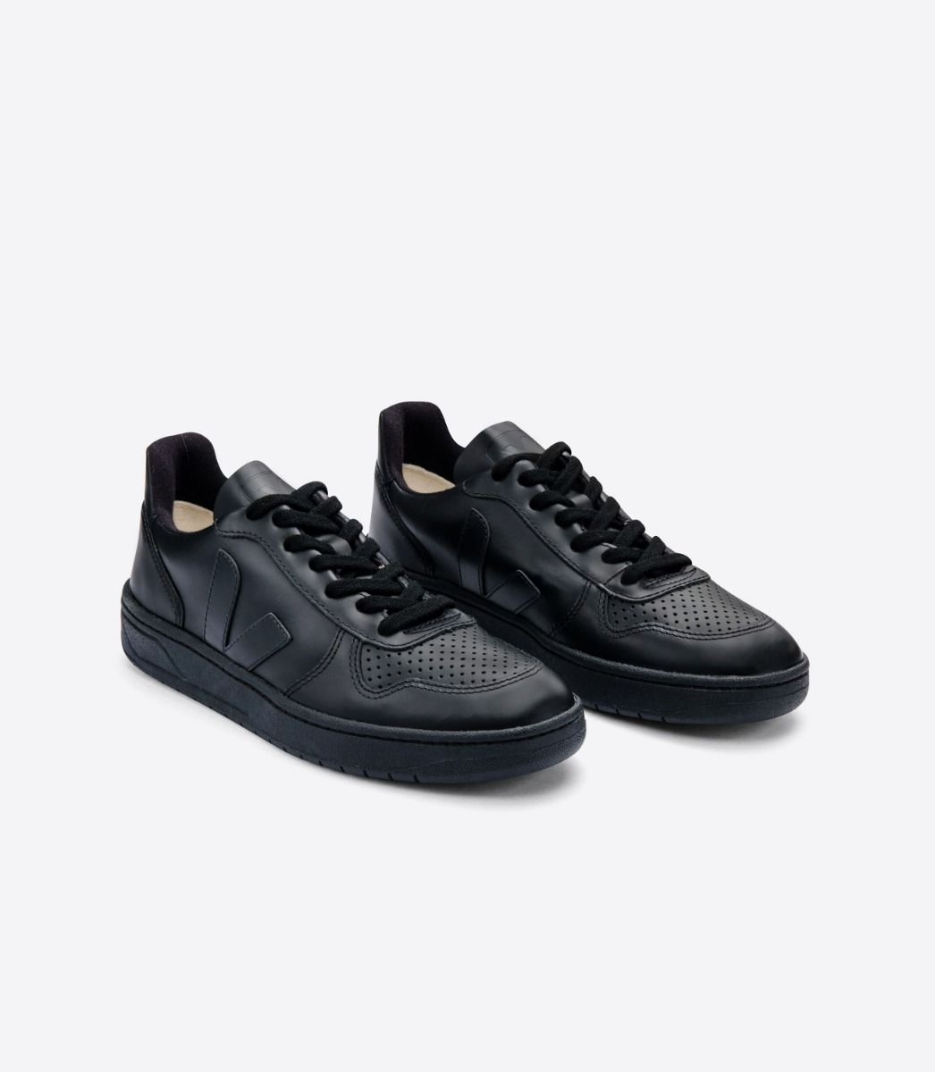 VEJA V-10 CWL BLACK BLACK SOLE | VJ24219