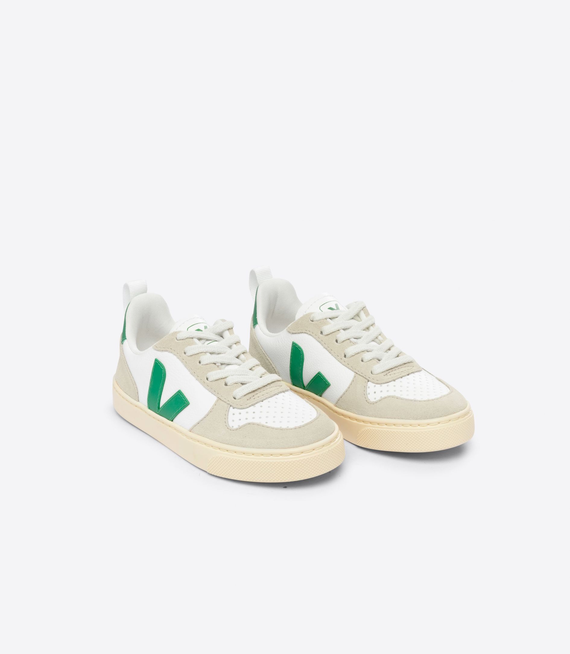 VEJA V-10 LEATHER WHITE EMERAUDE ALMOND | VJ24874