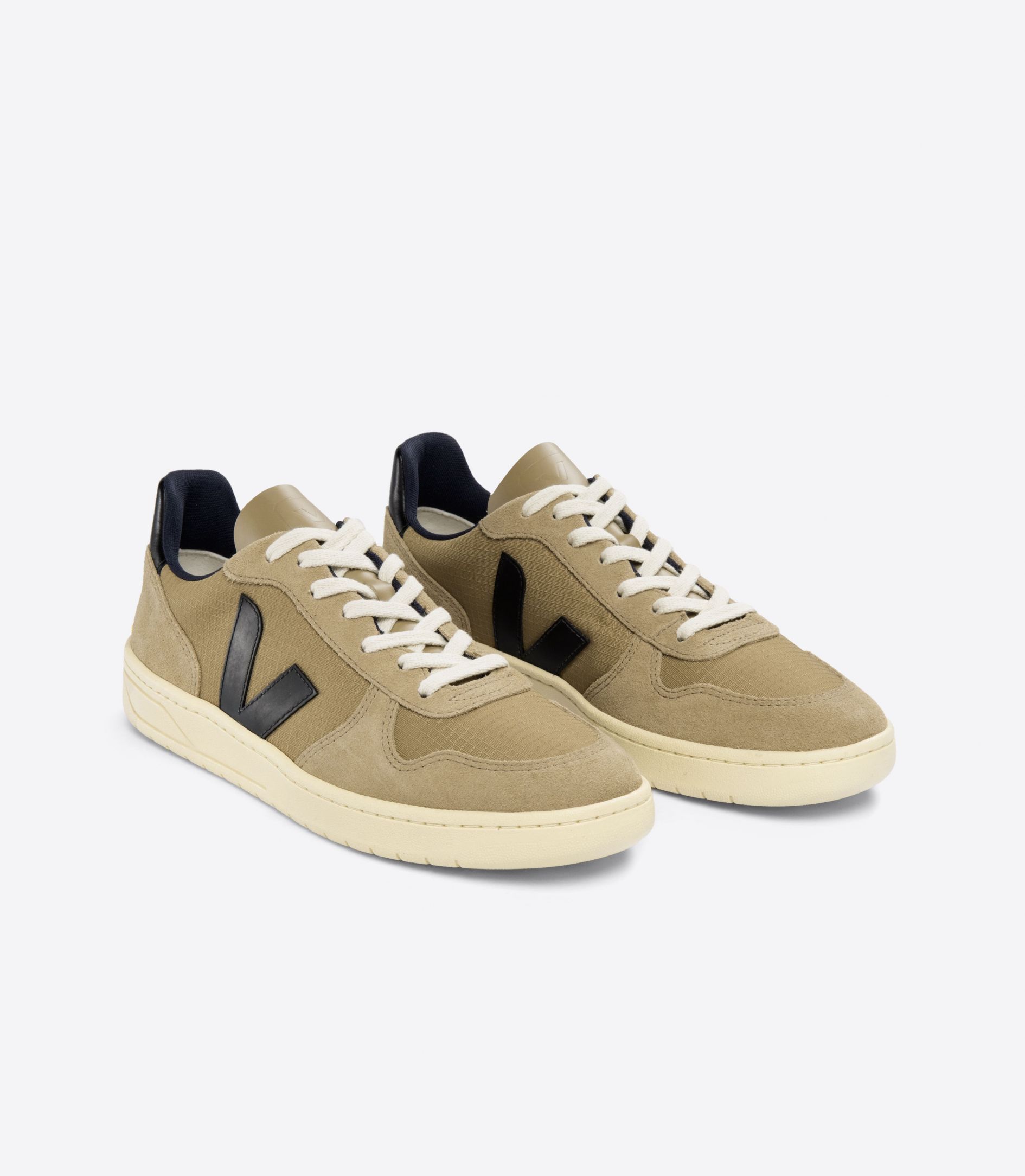 VEJA V-10 RIPSTOP DUNE BLACK | VJ24533