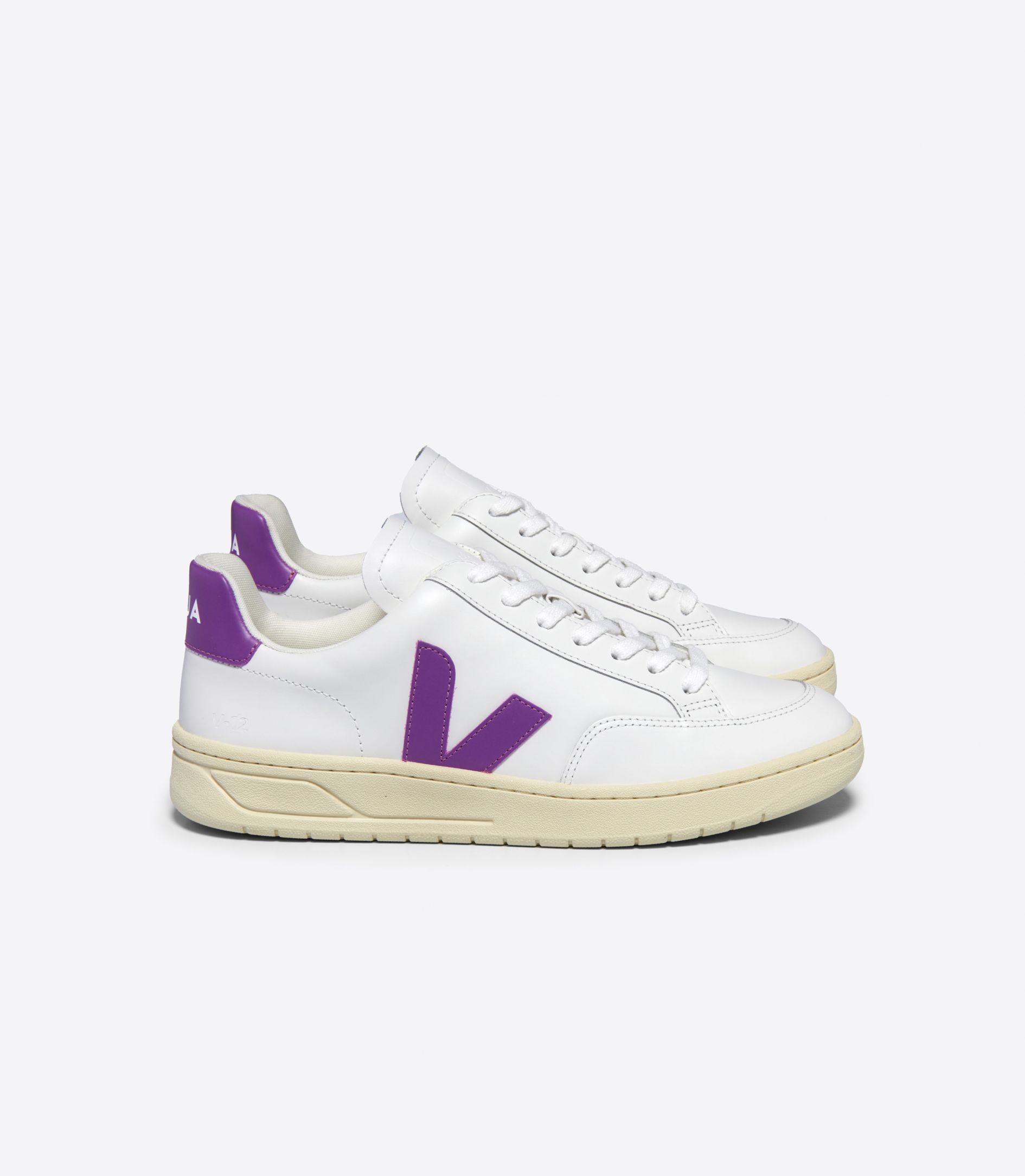 VEJA V-12 LEATHER WHITE COSMOS | VJ24254