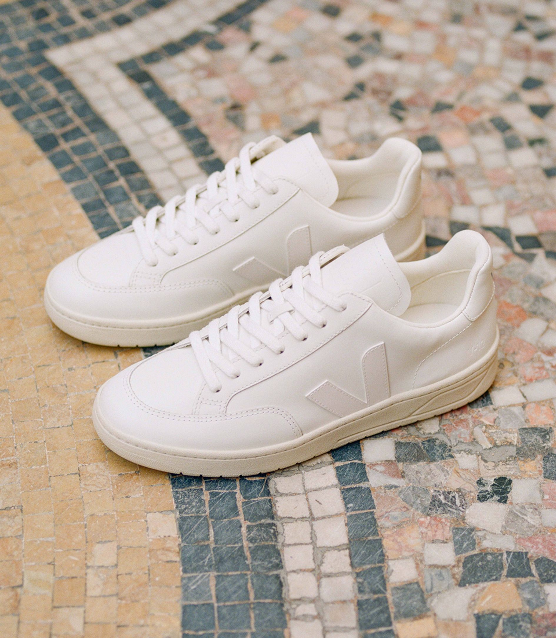 VEJA V-12 LEATHER WHITE | VJ24597