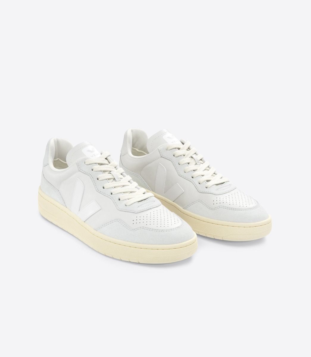 VEJA V-90 LEATHER GRAVEL WHITE | VJ24274