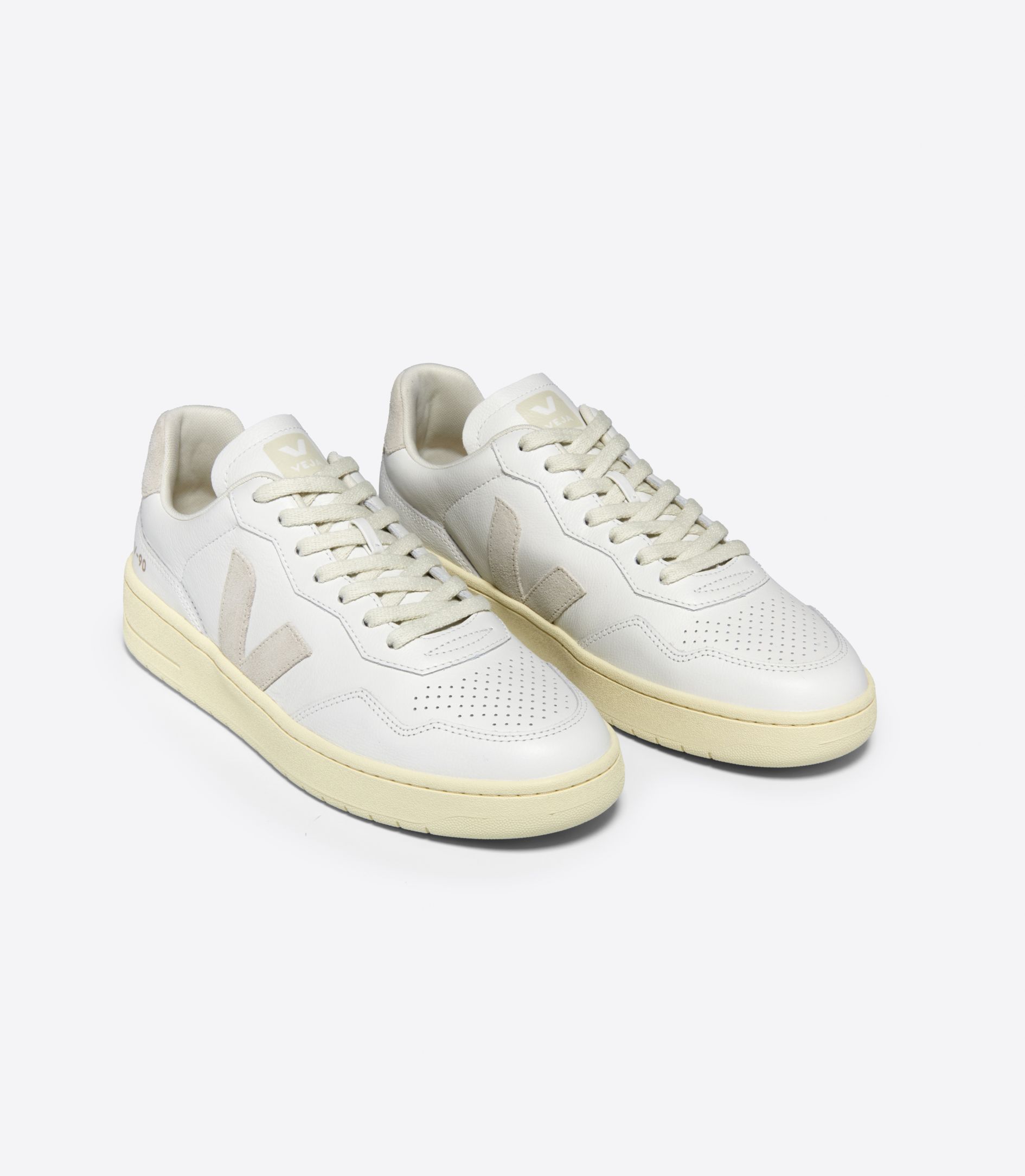 VEJA V-90 LEATHER WHITE NATURAL | VJ24280