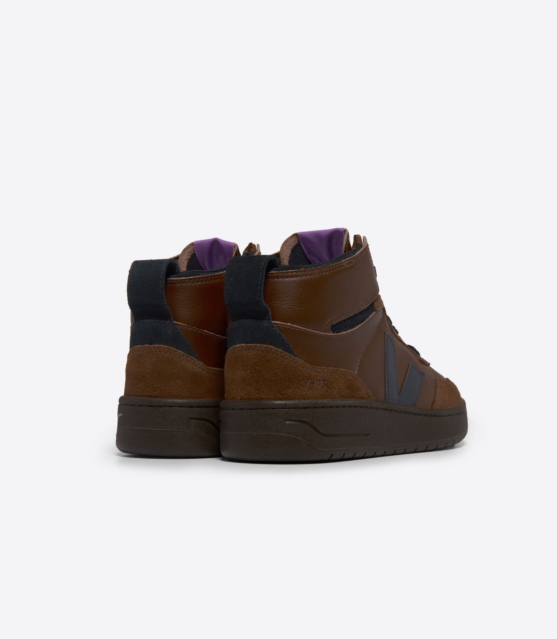 VEJA V-95 LEATHER WALNUT BLACK | VJ24321