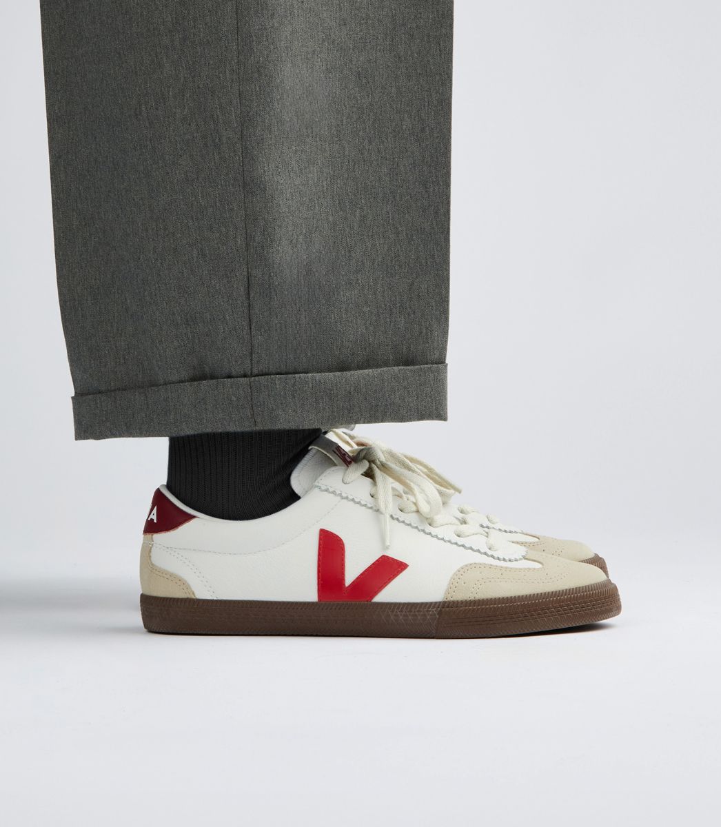 VEJA VOLLEY LEATHER WHITE PEKIN BARK | VJ24178