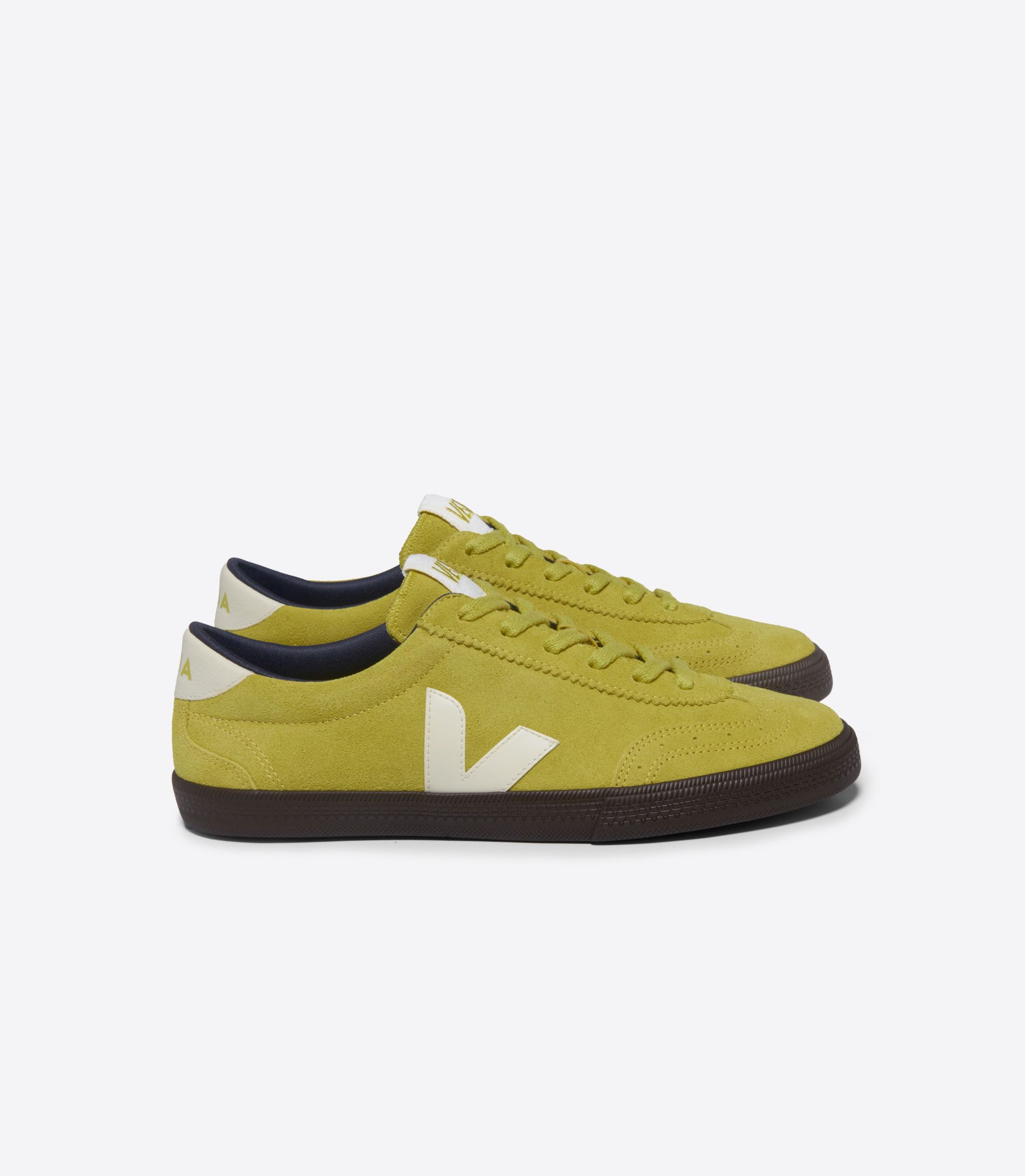 VEJA VOLLEY SUEDE LIQUOR PIERRE EAGLE | VJ24472