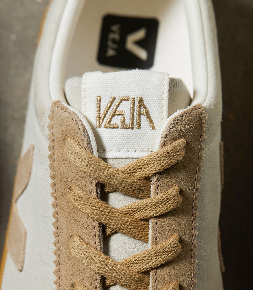 VEJA VOLLEY SUEDE NATURAL SAHARA | VJ24176