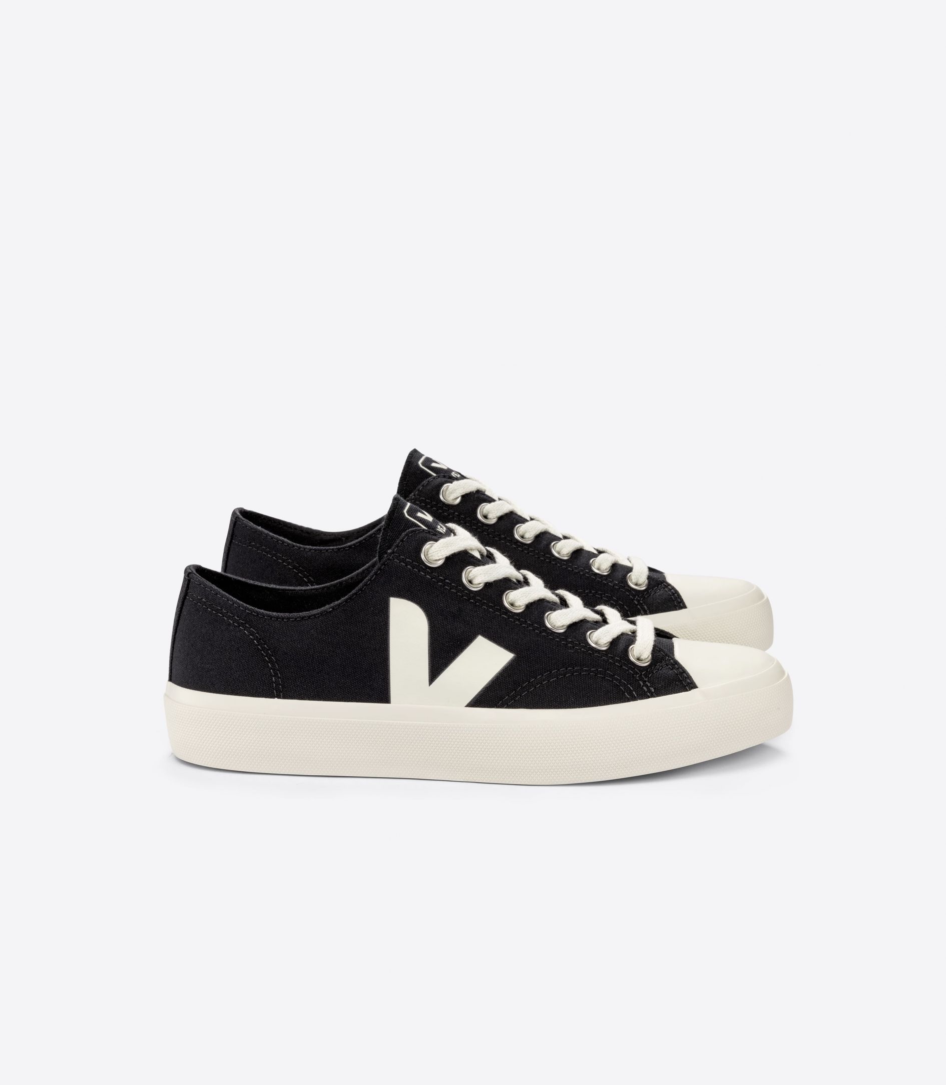 VEJA WATA II LOW CANVAS BLACK PIERRE | VJ24404